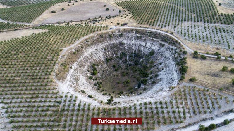 Turkije onderzoekt krater in Elazığ