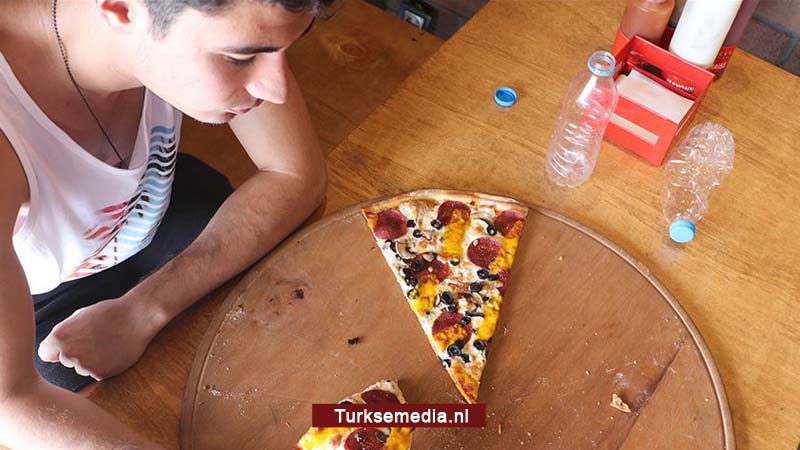 Turkse pizzeria: gratis goud voor wie dit pizzamenu opkrijgt