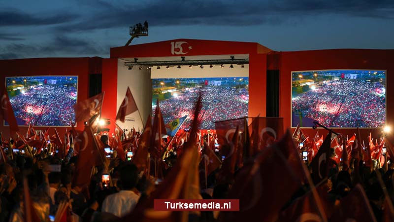Zo herdacht heel Turkije 15 juli, president reageert zeer opmerkelijk