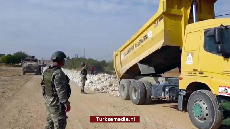 Inwoners Syrisch Tell Abyad dolblij met komst Turken: ‘Vijf jaar gewacht op jullie redding’