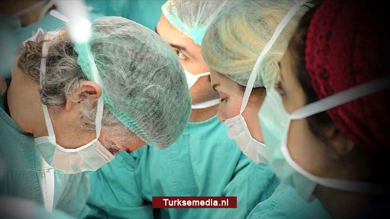 Man (25) krijgt dubbele armtransplantatie van Turkse artsen
