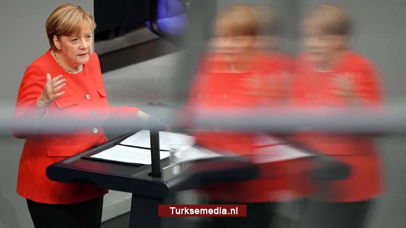 Merkel op uitnodiging naar Turkije