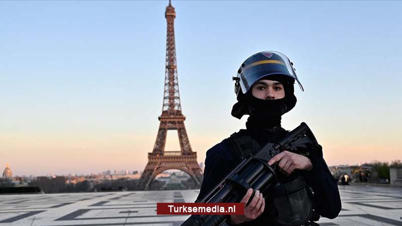600 artsen klagen Franse premier aan vanwege coronacrisis