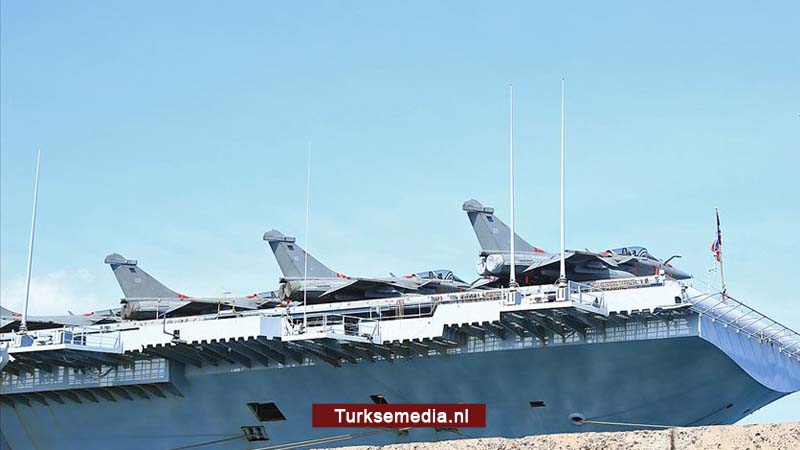 Tientallen Franse militairen op Atlantische Oceaan besmet met corona