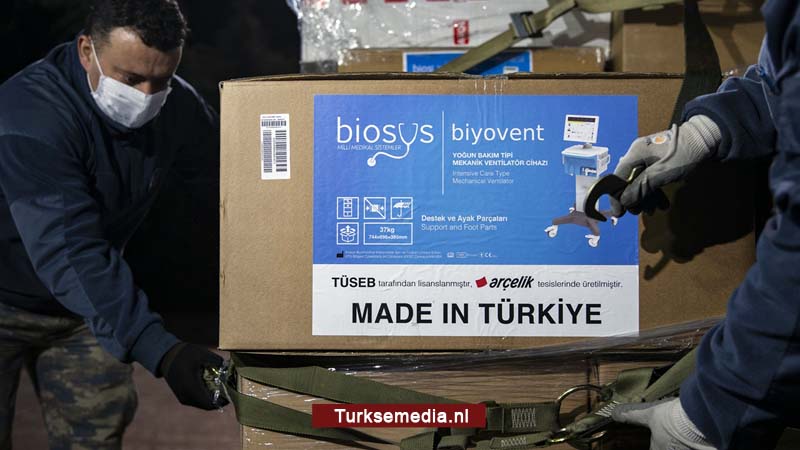 Turkije schenkt nieuwe beademingsapparatuur van eigen makelij aan Somalië