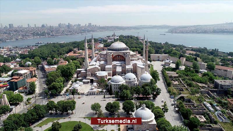 Historische dag: Aya Sofya wordt weer een moskee