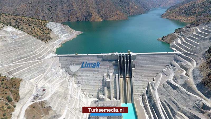 Turkije opent Europa’s grootste stuwdam en waterkrachtcentrale