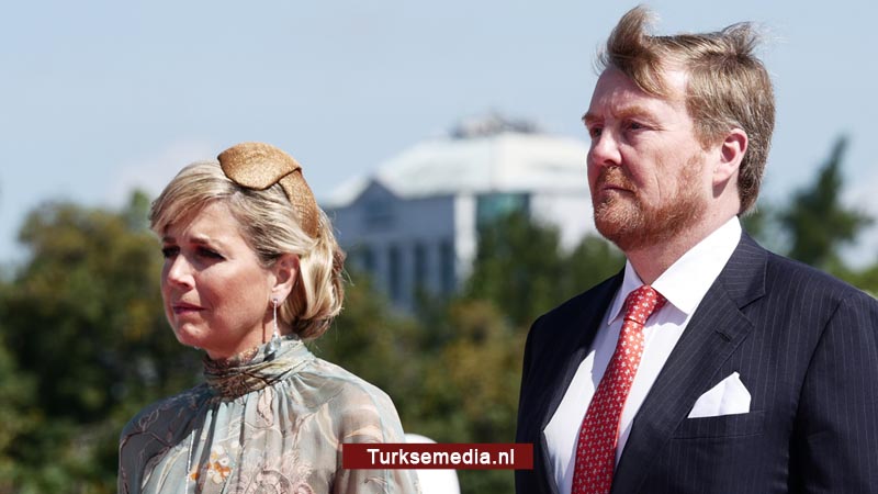 Koning waarschuwt Nederland voor zware economische terugslag