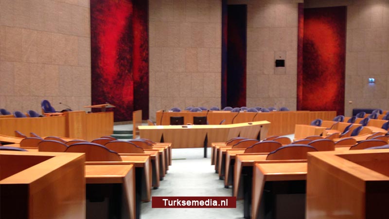 NIDA dient petitie in tegen beledigen van profeet: meer dan 120.000 ondertekenaars