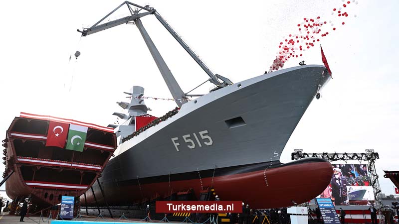 Feest in Turkije: TCG Istanbul te water gelaten