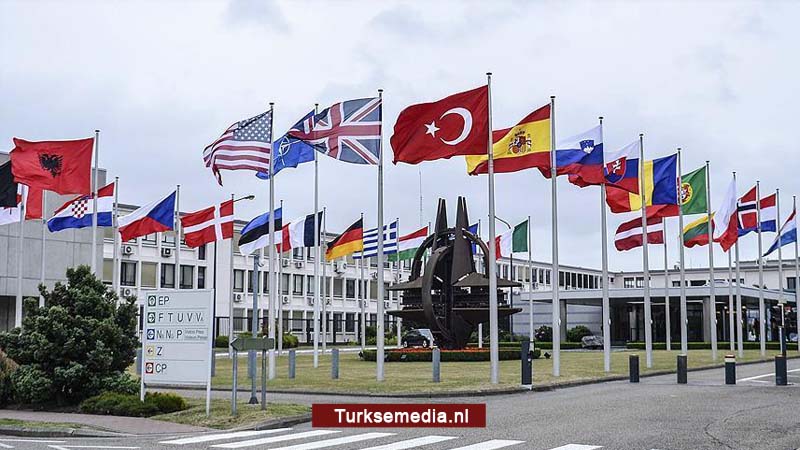 NAVO viert lidmaatschap Turkije en benadrukt essentie Turken