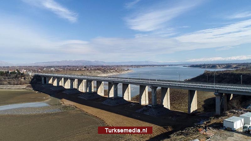 Nieuwe brug en luchthaventerminal voor Turkse stad Malatya