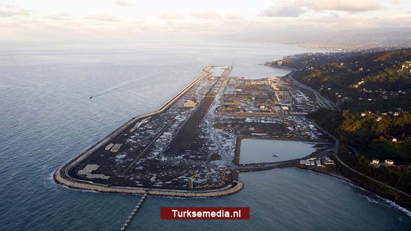 Turkije dit jaar zeeluchthaven rijker
