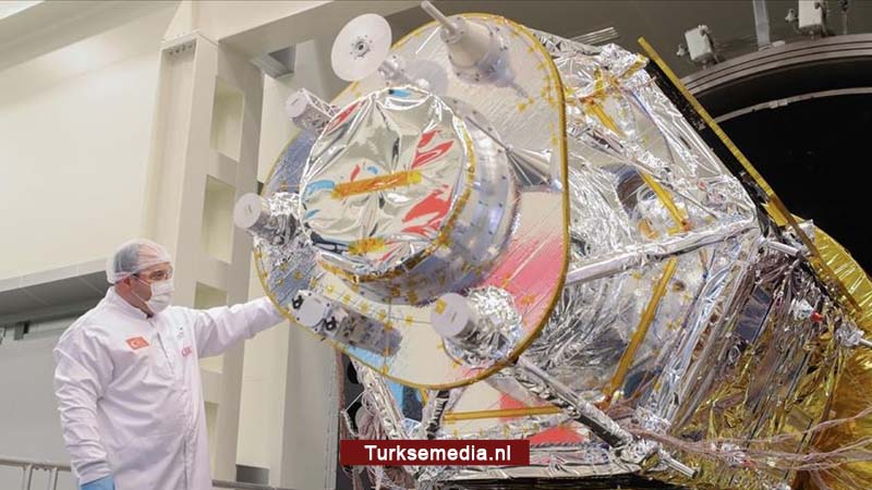 Turkije bouwt nieuwe observatiesatelliet, lancering in 2022