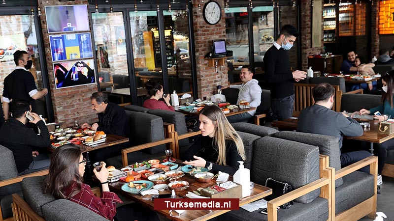 Turkije geniet van eerste versoepelingen horeca