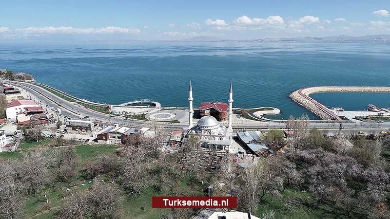 Foto van grootste meer van Turkije wint NASA-wedstrijd