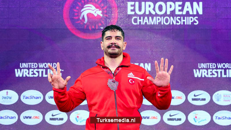 Turkse worstelaar achtste keer Europees kampioen