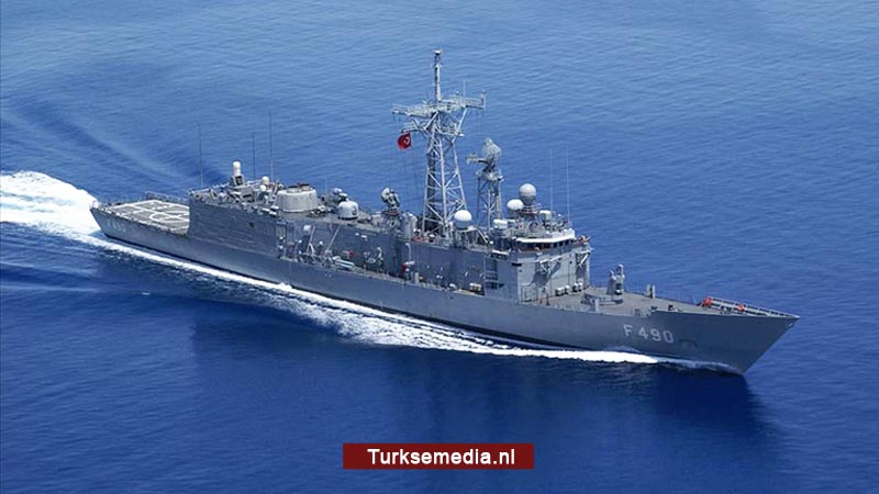 Turkse zeemacht redt 123 vluchtelingen op zee nabij Libië