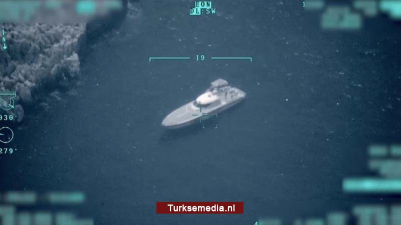 Griekenland dumpt vluchtelingen op onbewoond eiland, Turkije grijpt in
