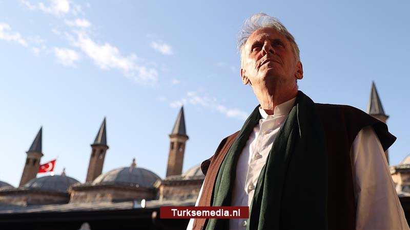 Katholieke priester bekeert zich tot de Islam en verhuist naar Turkije: ‘Mijn hart ging open’