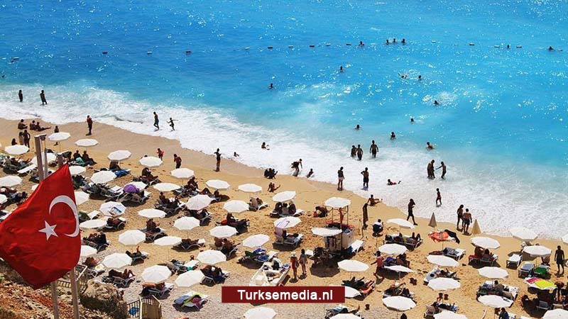 Turkije mikt in 2021 alsnog op 22 miljard dollar uit toerisme