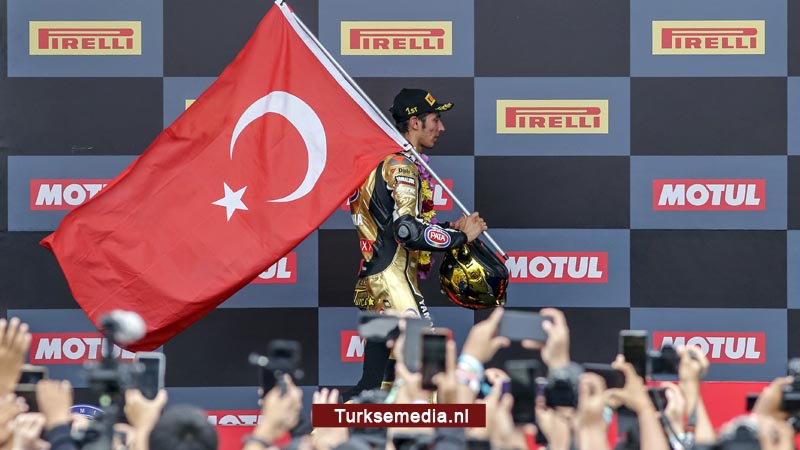 Turkse motorcoureur wereldkampioen Superbike 2021