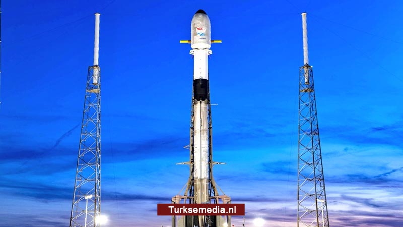 Achtste satelliet van Turkije de ruimte in, Elon Musk deelt klap uit aan Turkije-haters