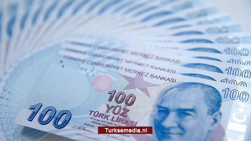 Flinke verhoging Turkse ambtenarensalarissen
