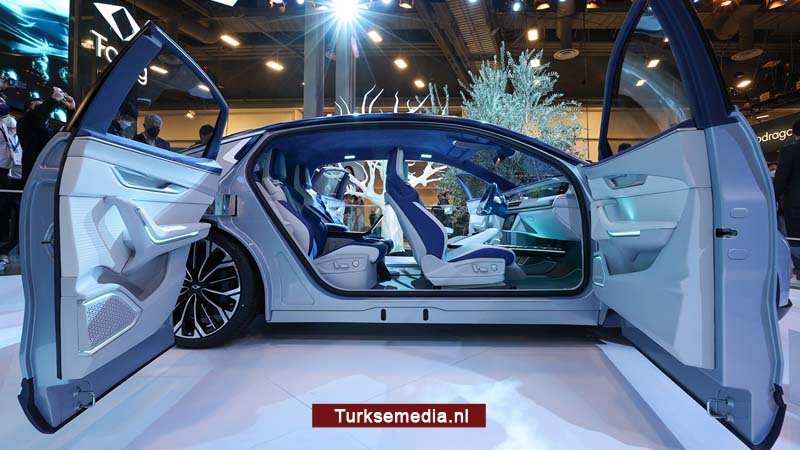 Sedanversie Turkse auto TOGG steelt de show in VS