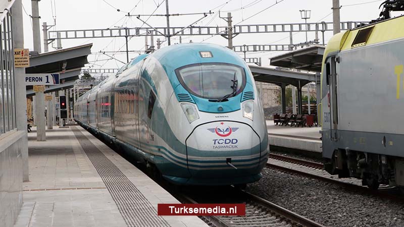 Turkije neemt nieuwe hogesnelheidslijn in gebruik