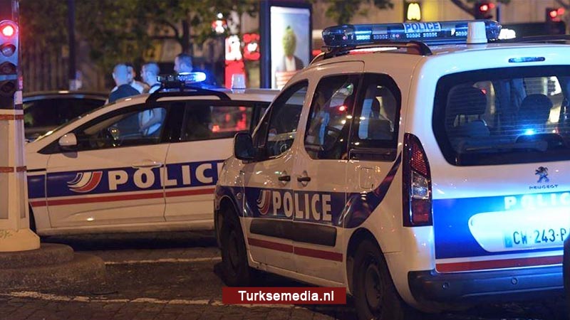 Franse politie vindt enorme lading wapens in woningen van nazigroep