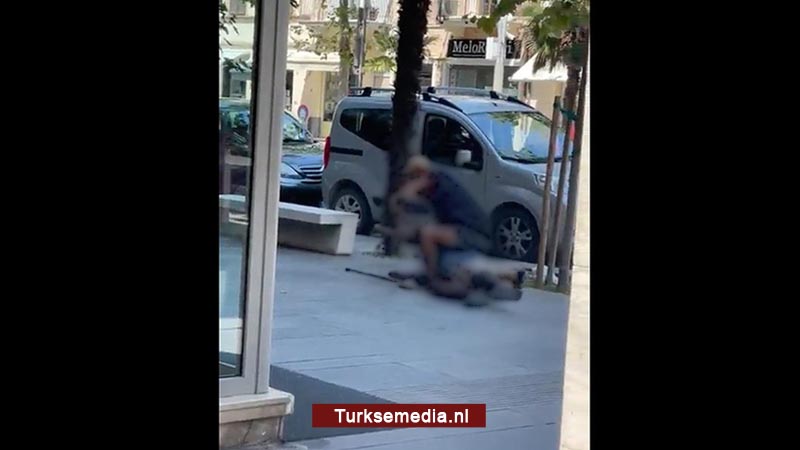 Man slaat Nigeriaanse invalide straatverkoper dood op drukke straat Italië