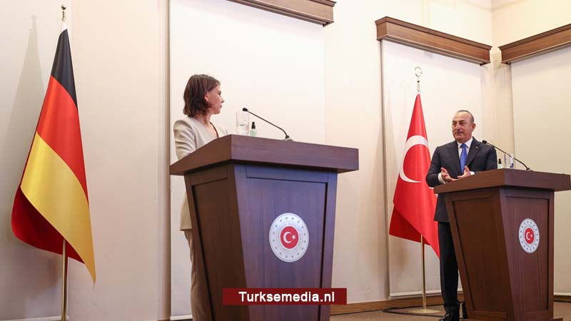 Turkije boort Duitse minister de grond in