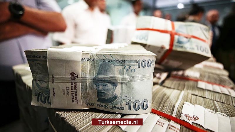 Turkije verdubbelt salarissen ambtenaren, pensioenen ook omhoog