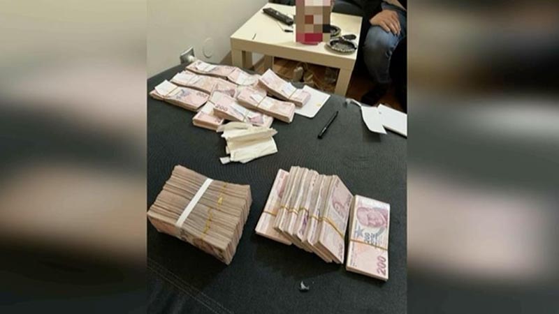 Miljoenen in beslag genomen in corruptieonderzoek gemeente Istanbul