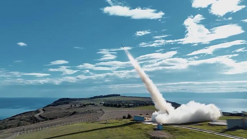 Turkije test nieuwe krachtige ballistische raket
