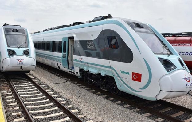 Turkije neemt in recordtempo zelfontwikkelde sneltreinen in gebruik