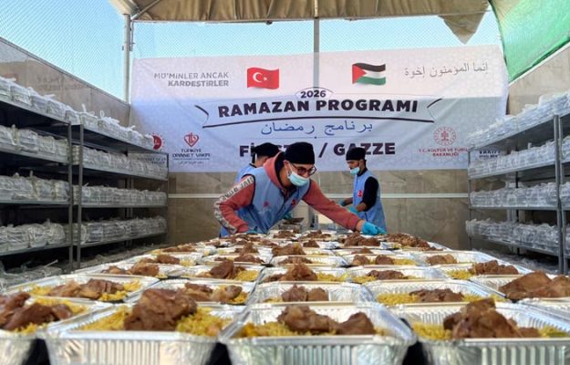 Turken verstrekken dagelijks 20.000 iftars (avondmaaltijden) in Gaza