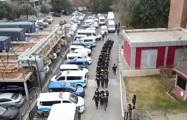 Grootschalige acties tegen IS-netwerken in heel Turkije