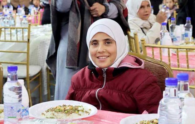 Turkije bereikt honderdduizenden Syriërs met grootschalige iftarhulp