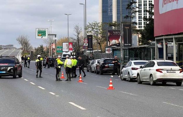Turkse politie grijpt snel in bij aanval op politiepost Istanbul