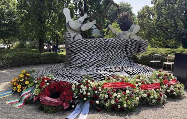 Ankara eert slachtoffers van racistische brandstichting in Duitsland