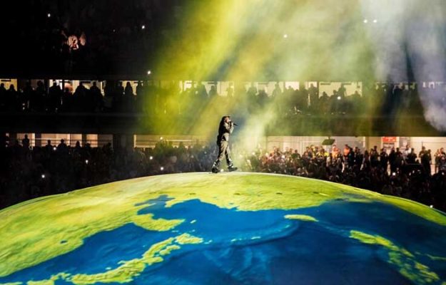 Kanye West zet Istanbul op zijn kop met recordshow voor 118.000 fans