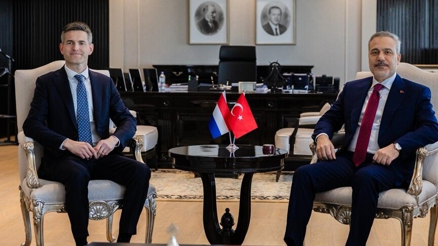 Turkije en Nederland opnieuw in overleg over banden en NAVO-top