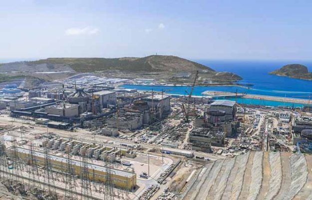 Turkije test eigen kerncentrale, historisch moment nabij
